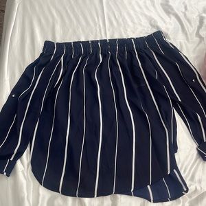 Off the shoulder strapless blouse with white stripes!